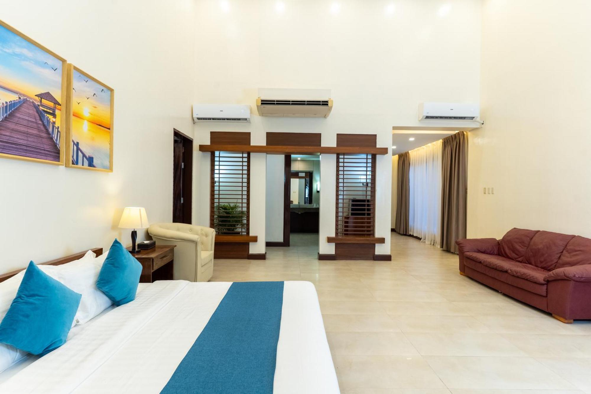 Costa Palawan Resort Puerto Princesa Esterno foto