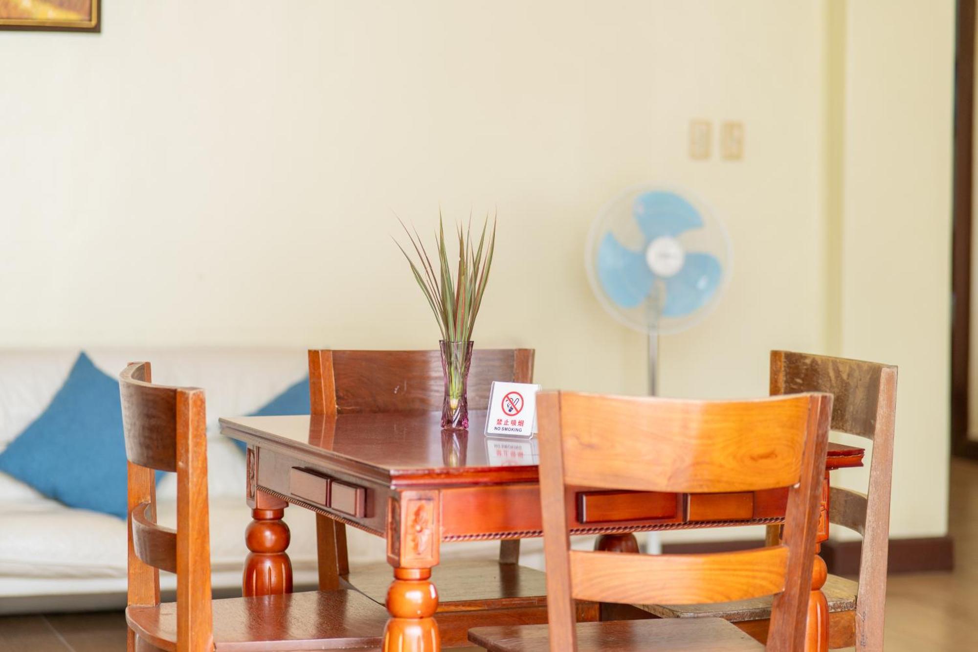 Costa Palawan Resort Puerto Princesa Esterno foto
